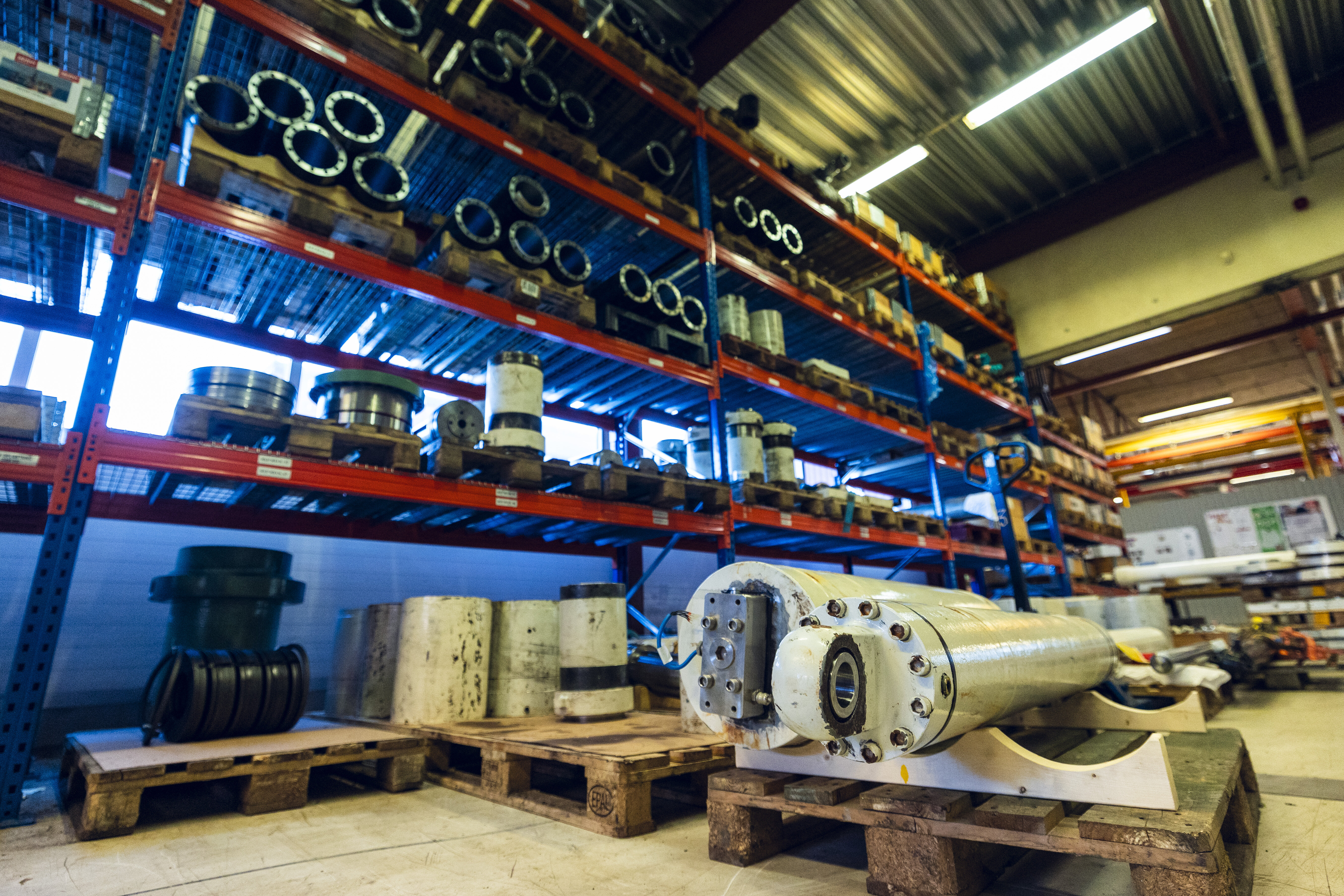 PRT cylinder is ready for overhaul at the service department in Rissa